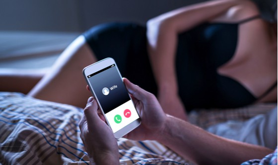 Le sexe via téléphones interposés : attentions aux dérives